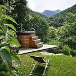 L'escale Pyreneenne Melles
